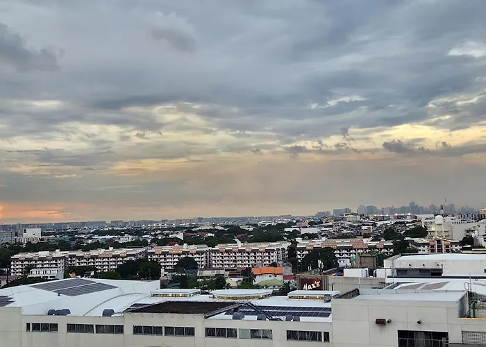 Azure Urban Near Naia,1br Condotel #tropriz1 Manila