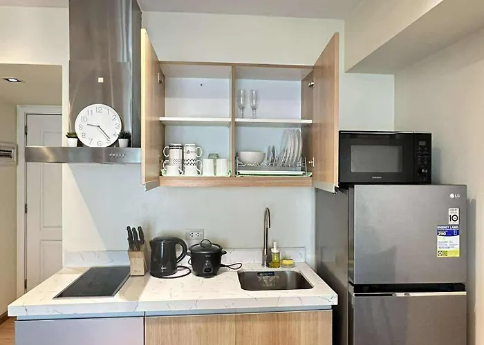 Azure Urban Near Naia,1br Condotel #tropriz1 Hostel *